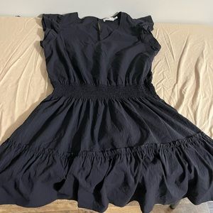 Vineyard Vines Dress Womens Large  Black Short Ruffle Sleeve Dress Performance